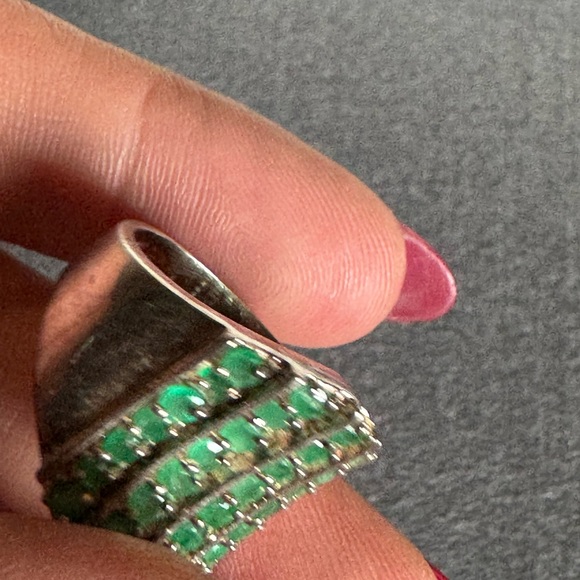 Elegant Sterling Silver and Lucious Green natural Emeralds Ring